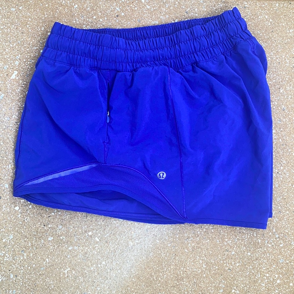 lululemon hotty hot short 2.5 inch